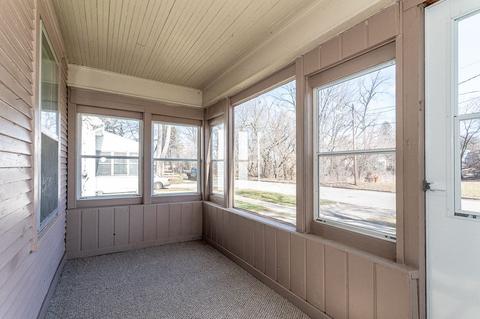 824 Eaton St, Jackson, MI 49202 photo 28