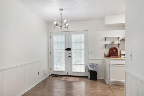 923 Whitney St, Jackson, MI 49202 photo 8