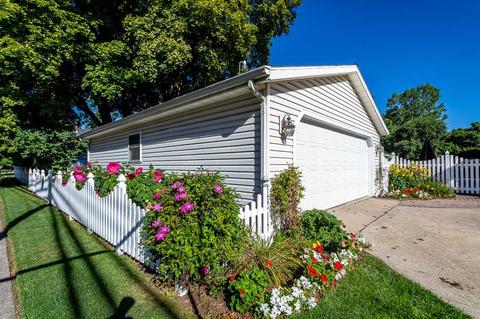 810 S West Ave, Jackson, MI 49203 photo 2