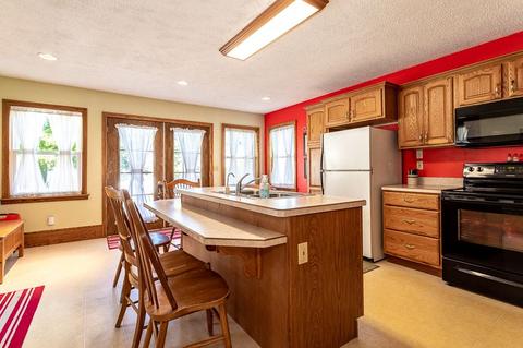 810 S West Ave, Jackson, MI 49203 photo 3