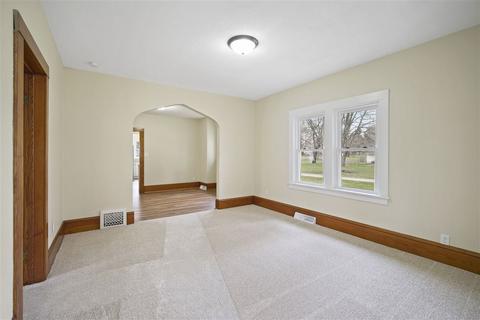 203 E Porter St, Jackson, MI 49202 photo 4
