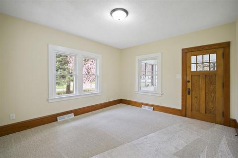 203 E Porter St, Jackson, MI 49202 photo 6