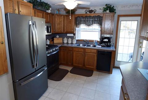 3350 Hatch, Jackson, MI 49201 photo 3