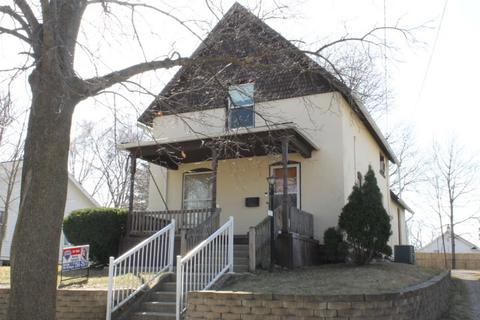 738 Kennedy St, Jackson, MI 49202 photo 1