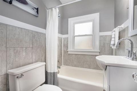 712 Bellevue, Jackson, MI 49202 photo 21