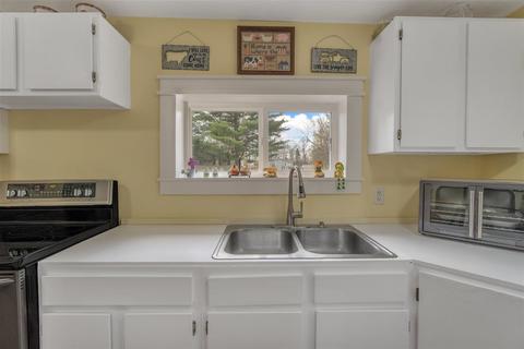 2440 Vining, Jackson, MI 49203 photo 19