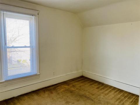 609 S Pleasant St, Jackson, MI 49201 photo 13