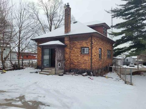720 Page Ave, Jackson, MI 49203 photo 1