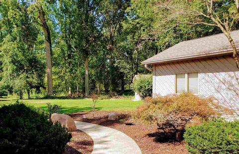 2206 Vandemere Dr, Jackson, MI 49201 photo 9