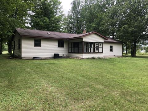 6210 N Whites Bridge Rd, Belding, MI 48809 photo 5