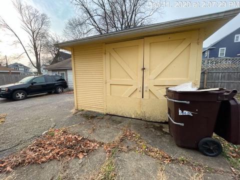 1036 First St, Jackson, MI 49203 photo 14