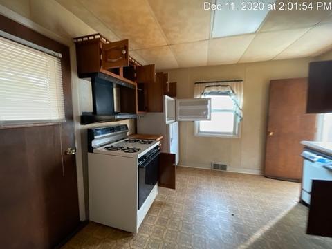 1036 First St, Jackson, MI 49203 photo 6
