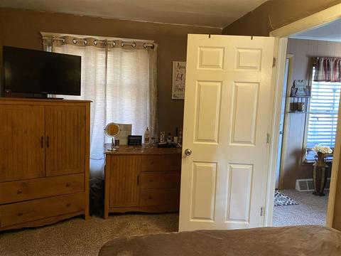401 E Argyle, Jackson, MI 49202 photo 12