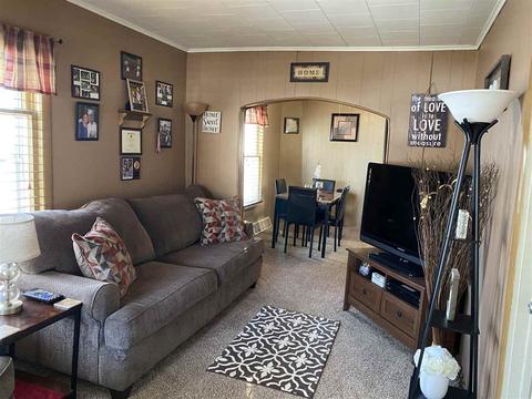 401 E Argyle, Jackson, MI 49202 photo 4