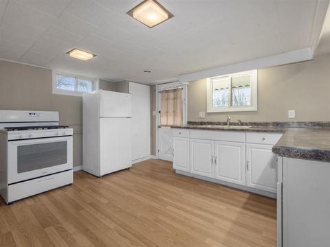 4654 S Draper, Jackson, MI 49203 photo 6