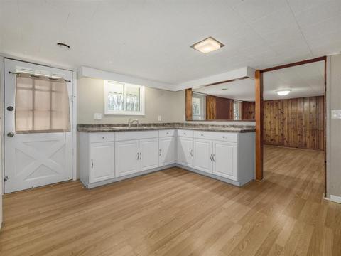 4654 S Draper, Jackson, MI 49203 photo 5
