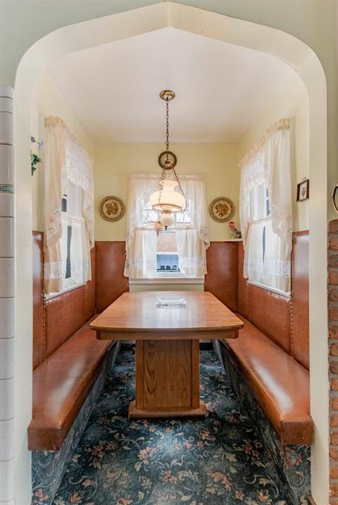2124 Spring Arbor Rd, Jackson, MI 49203 photo 13