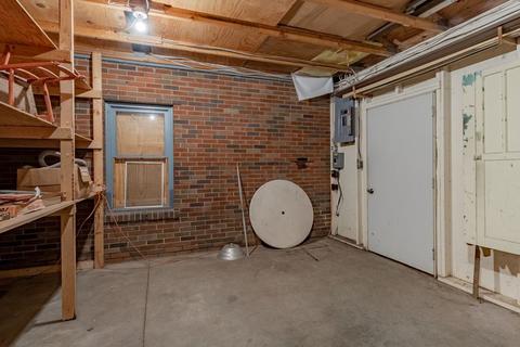 2124 Spring Arbor Rd, Jackson, MI 49203 photo 41