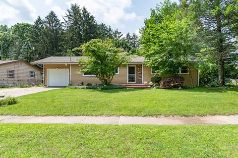 3649 Lancaster Dr, Kalamazoo, MI 49006 photo 1