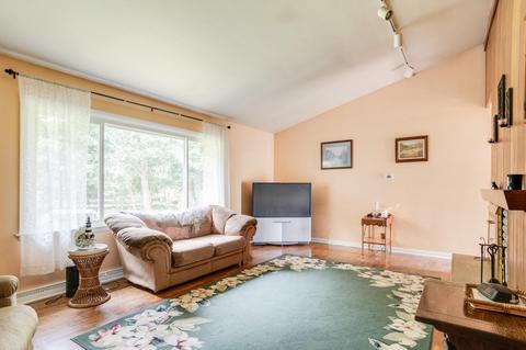 3649 Lancaster Dr, Kalamazoo, MI 49006 photo 7