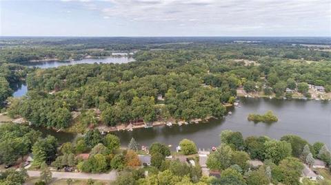 10280 Greenlawn E, Jerome, MI 49249 photo 12