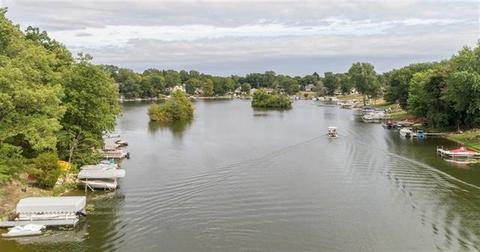 10280 Greenlawn E, Jerome, MI 49249 photo 10