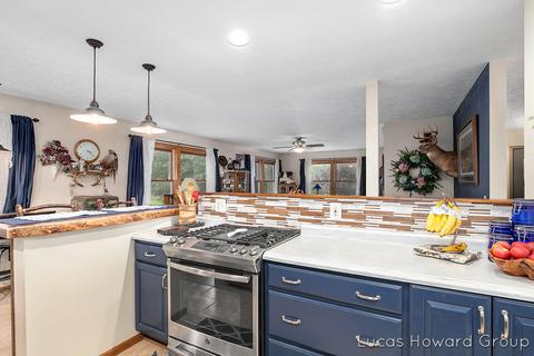 2275 136th Ave, Dorr, MI 49323 photo 11