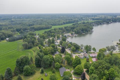 2331 Lakeside Dr, Stanton, MI 48888 photo 35