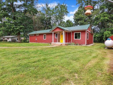 13498 Riverside Dr, Constantine, MI 49042 photo 4