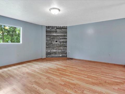 13498 Riverside Dr, Constantine, MI 49042 photo 12