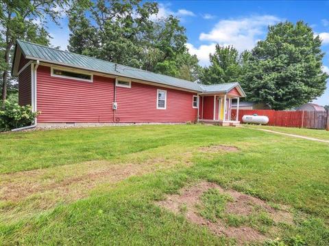 13498 Riverside Dr, Constantine, MI 49042 photo 2