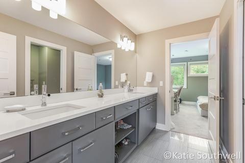 830 Skyevale NE, Ada, MI 49301 photo 22