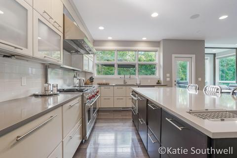 830 Skyevale NE, Ada, MI 49301 photo 10