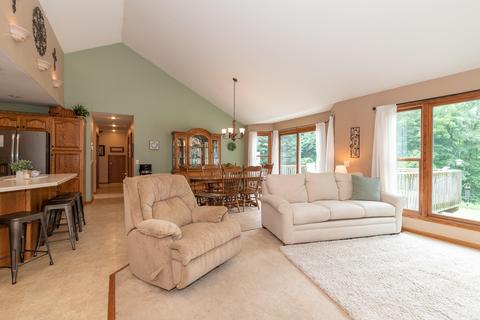 504 3rd St, Plainwell, MI 49080 photo 9