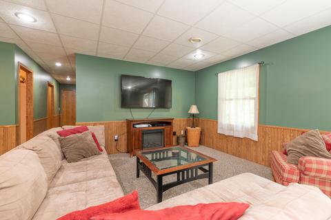 504 3rd St, Plainwell, MI 49080 photo 52