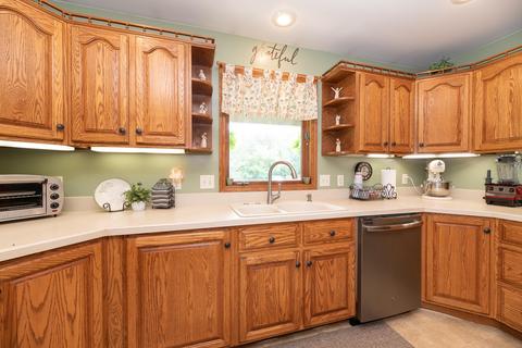504 3rd St, Plainwell, MI 49080 photo 16