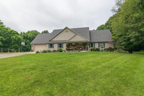 504 3rd St, Plainwell, MI 49080 photo 66