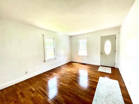 580 Andrew, Jackson, MI 49202 photo 2
