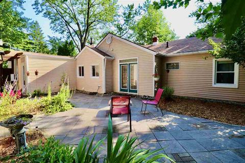 857 Springcrest Blvd, Jackson, MI 49203 photo 3