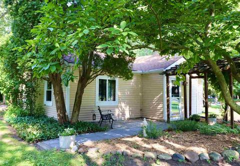 857 Springcrest Blvd, Jackson, MI 49203 photo 2
