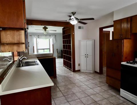 857 Springcrest Blvd, Jackson, MI 49203 photo 10