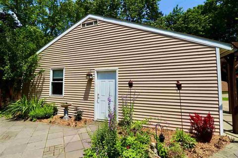 857 Springcrest Blvd, Jackson, MI 49203 photo 4