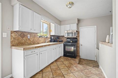 6388 Skylark Dr, Jackson, MI 49201 photo 5
