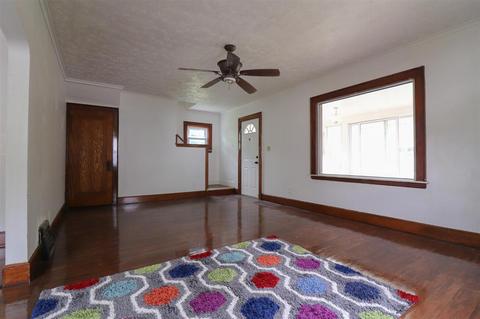 144 E Robinson St, Jackson, MI 49203 photo 8