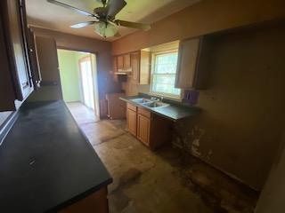 246 Douglas, Jackson, MI 49203 photo 6