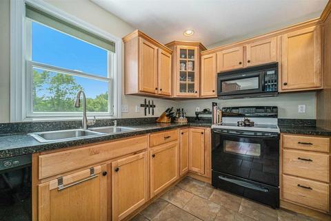 3837 Thorncrest Dr, Jackson, MI 49203 photo 7