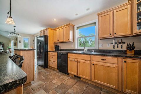 3837 Thorncrest Dr, Jackson, MI 49203 photo 8