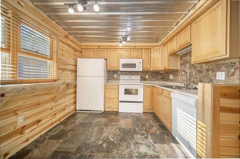 320 Sheridan Rd, Jackson, MI 49203 photo 7
