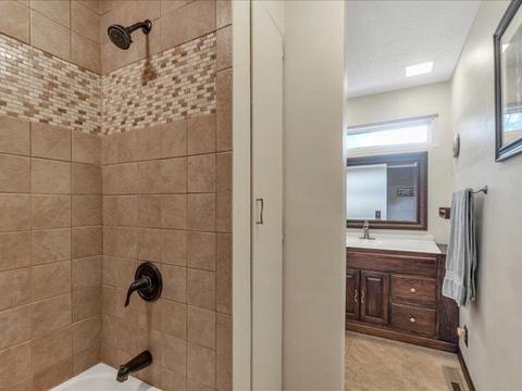 1621 Herkimer Dr, Jackson, MI 49203 photo 29