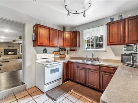1621 Herkimer Dr, Jackson, MI 49203 photo 16
